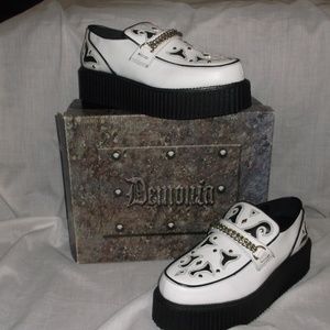 SOLD ON EBAY! DEMONIA PLATFORM CREEPER SHOES M 10